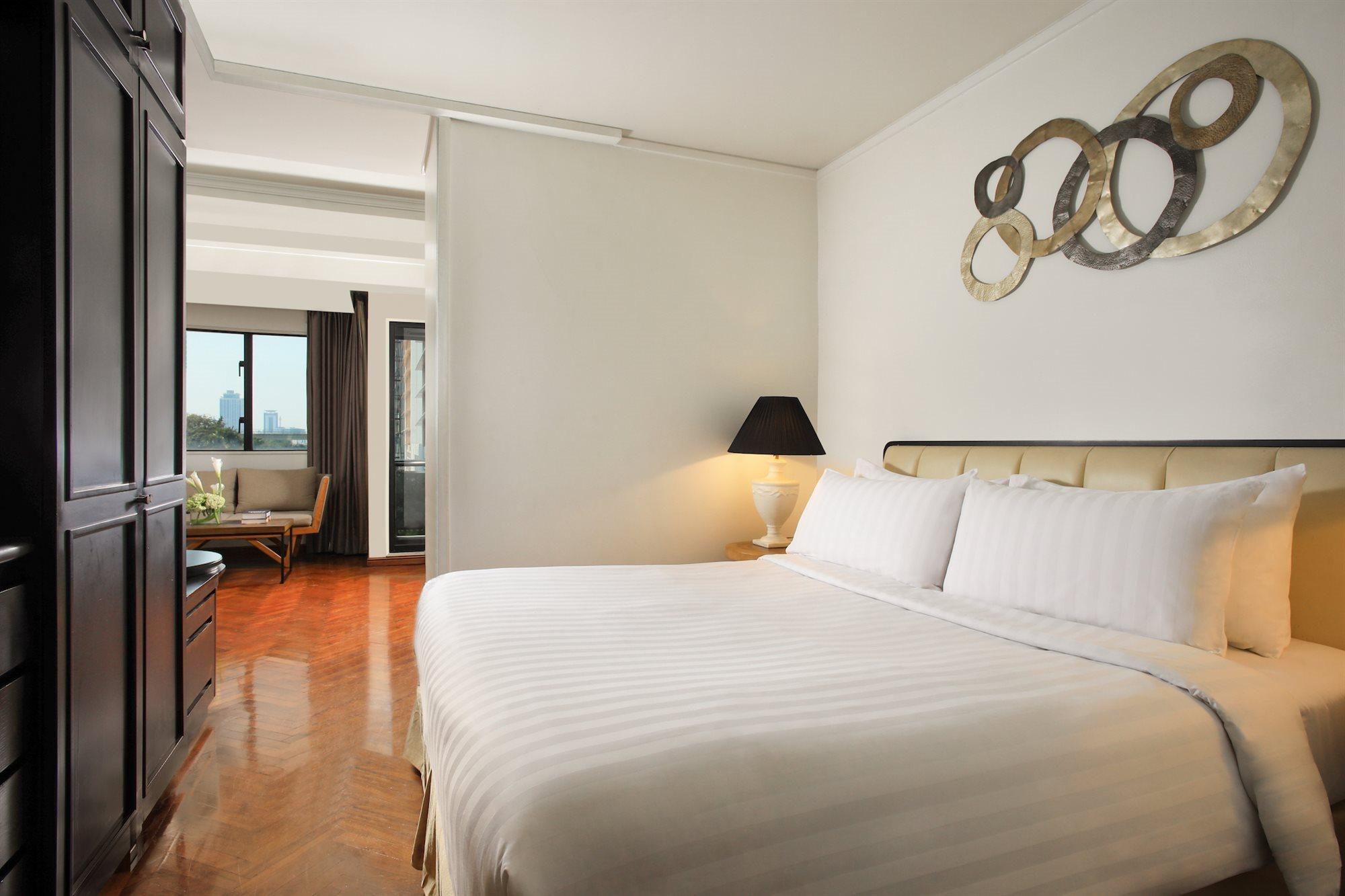 Oakwood Suites Kuningan Giacarta Esterno foto