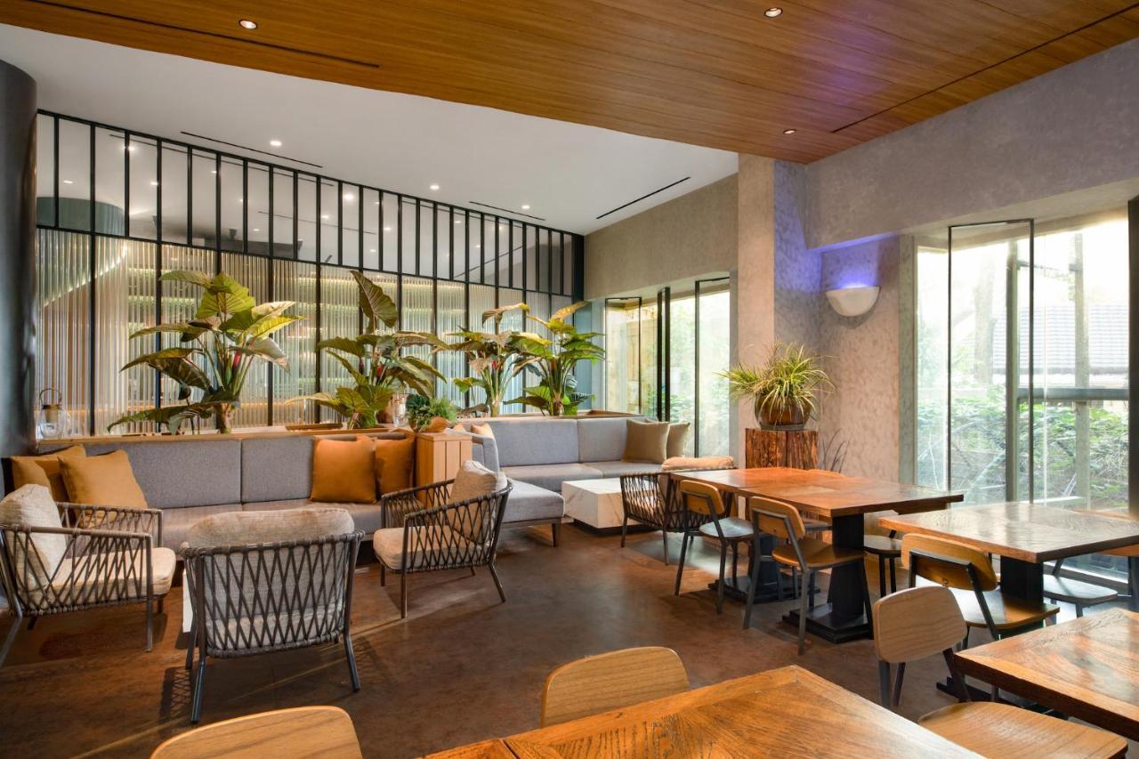 Oakwood Suites Kuningan Giacarta Esterno foto