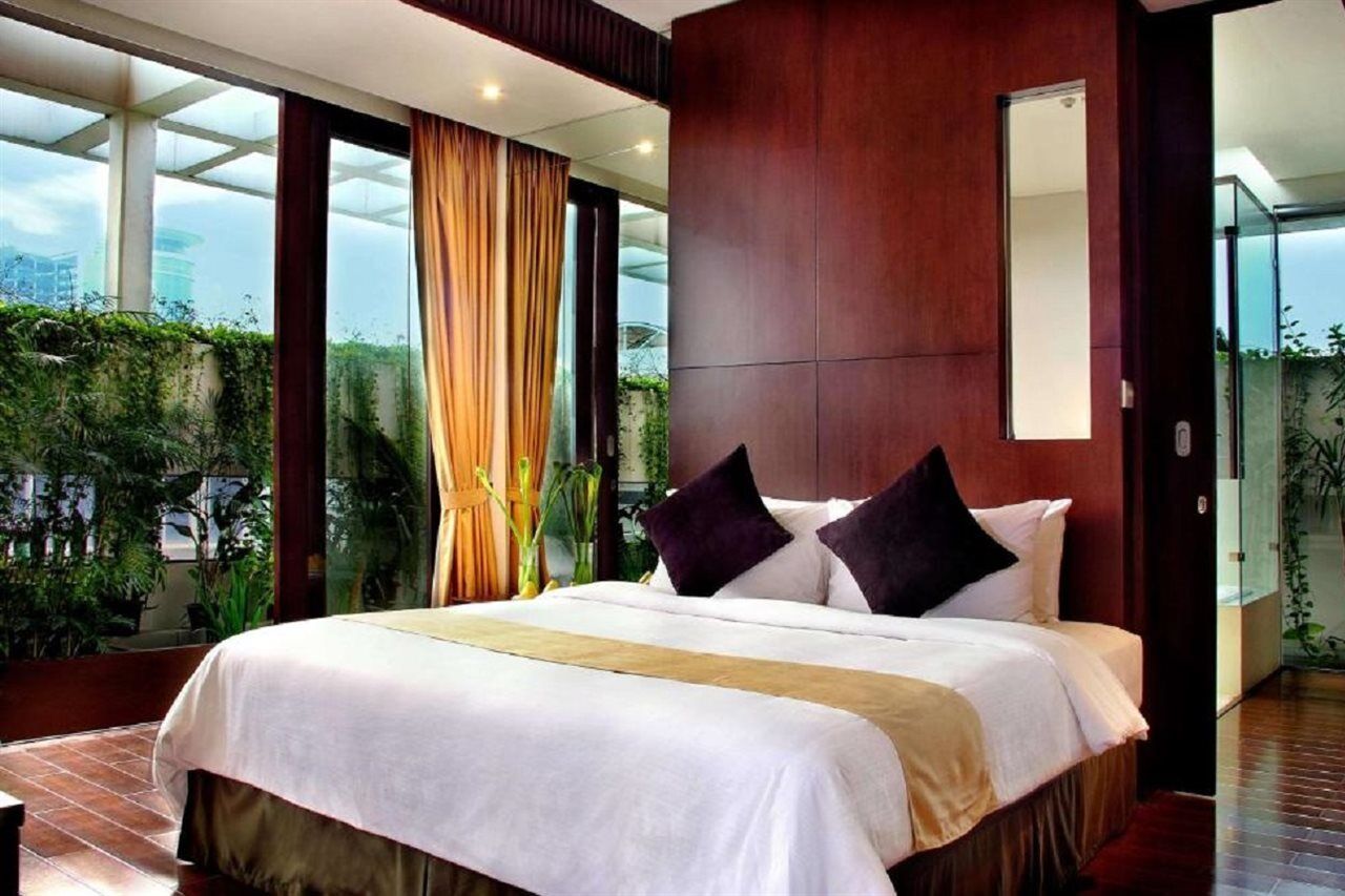 Oakwood Suites Kuningan Giacarta Esterno foto